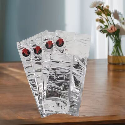 کیسه سطحی بافت دار در جعبه ظرف پلاستیکی با اسپوت مناسب برای کاربردهای بسته بندی مایع درجه غذایی